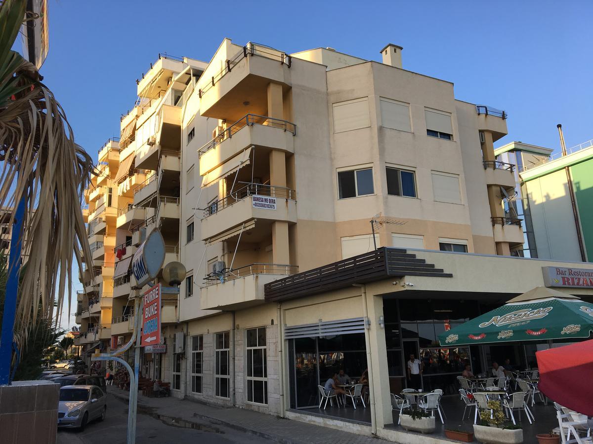 Comfortable Apartment Next To The Beach Durres Bagian luar foto